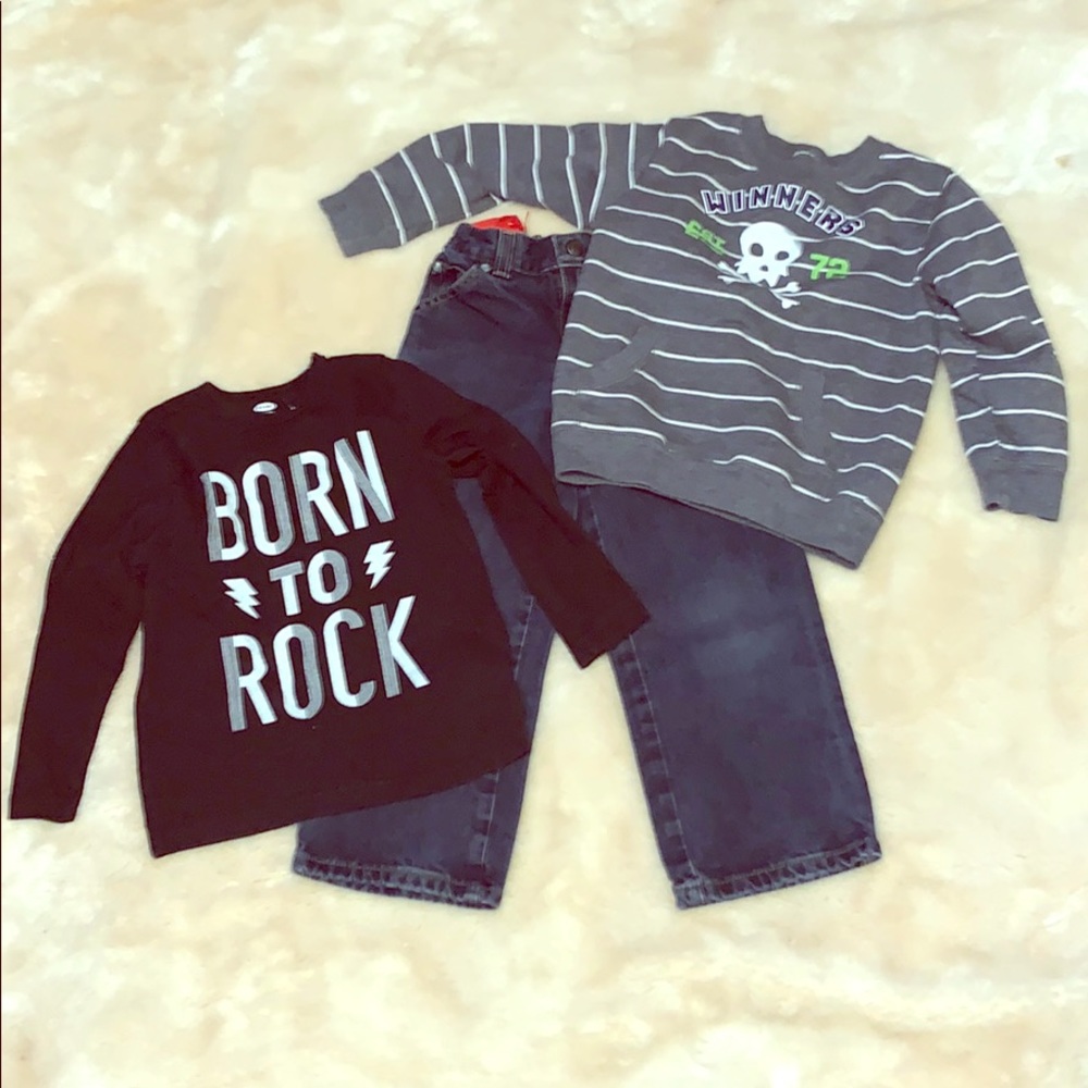 Long sleeve, sweater and pair of SONOMA jeans